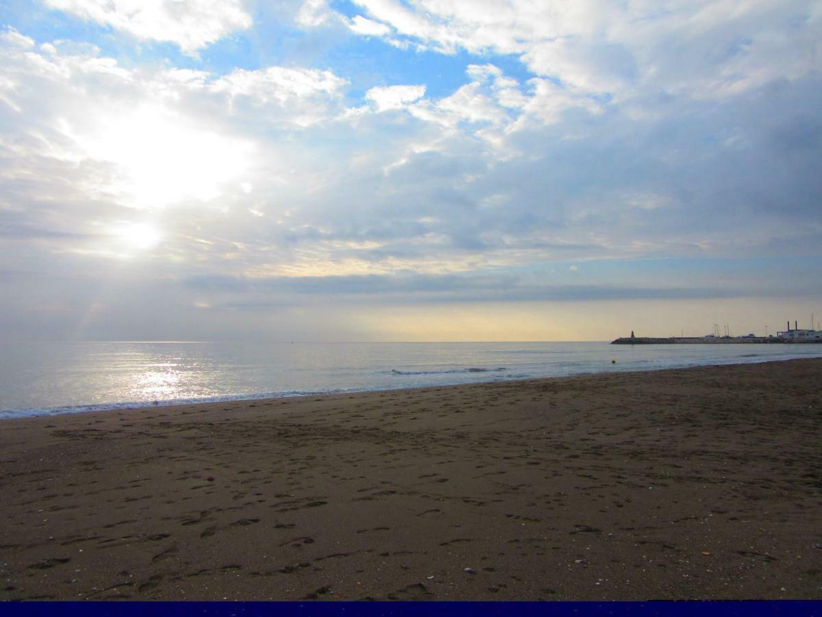 Carihuela Beach Torremolinos Extérieur photo